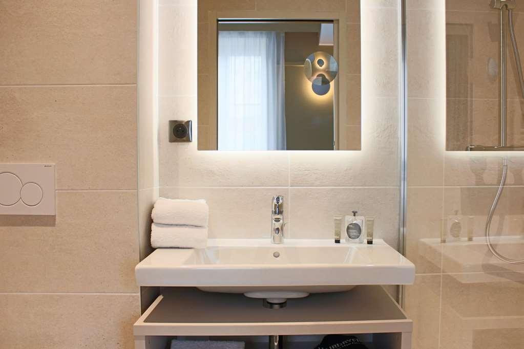 Hotel Brit Centre Gare 4*